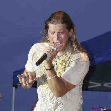 Jason Michael Carroll